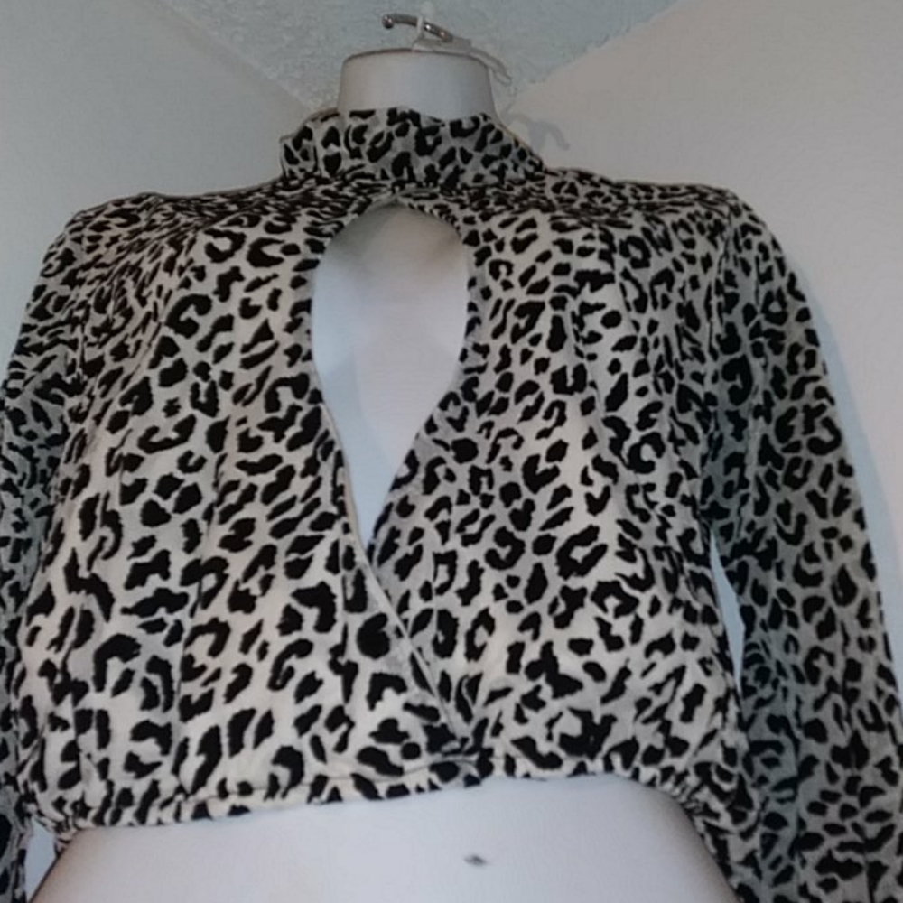One By One Top Size L Sexy Open Bust Leopard print selena Y2K - Picture 3 of 4